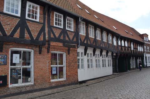 Fachwerkh&auml;user im Zentrum Ribes