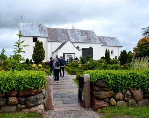 Weltkulturerbe Jelling in Dänemark Die Kirche in Jelling